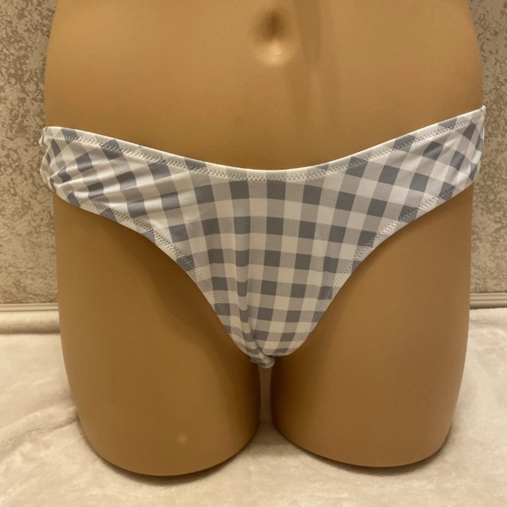 Zaful Grey and White Gingham Brazilian Bikini Set - Picture 7 of 15